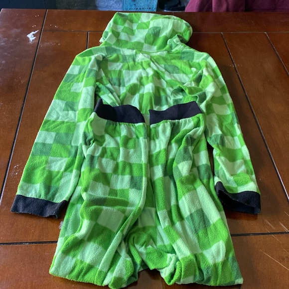NEGOTIABLE Minecraft PJ hoodie. Size 14/16  zipper. 50 inches long.mojang brand. - Picture 2 of 8